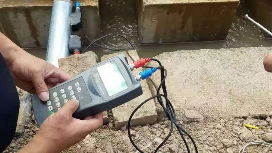 手持式超声波绿巨人视频污下载现场使用